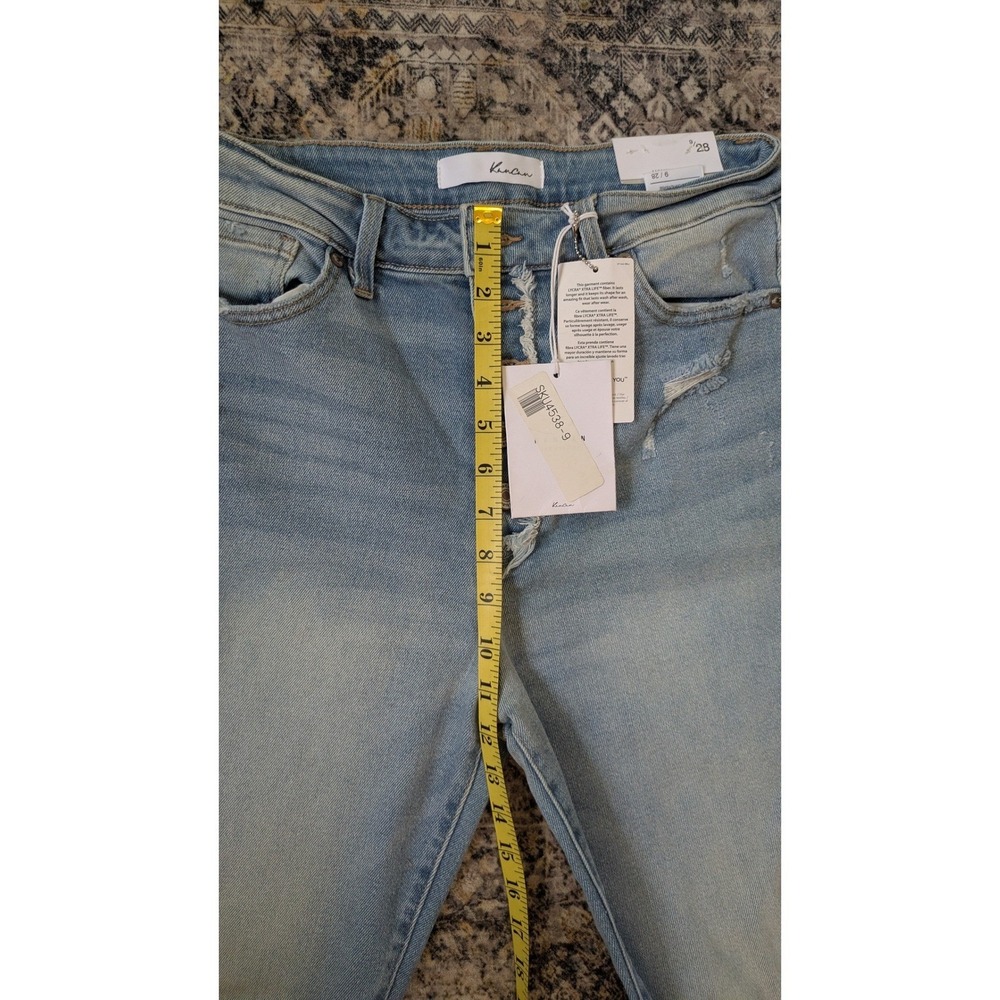NWT Kancan Relaxed Fit Distressed Light Wash Jeans Size 9/28 Button Fly - Picture 6 of 7